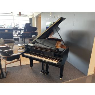 Steinway & Sons B-211 (1877)