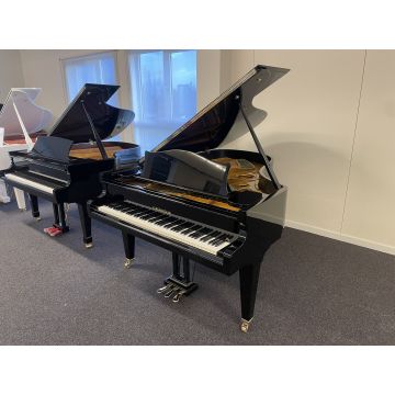 C. Bechstein B (1969)