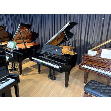 Steinway & Sons O-180 (1968)