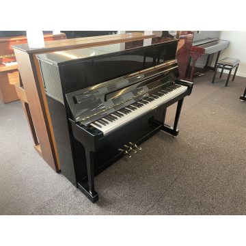 Petrof 115/VII (1997)