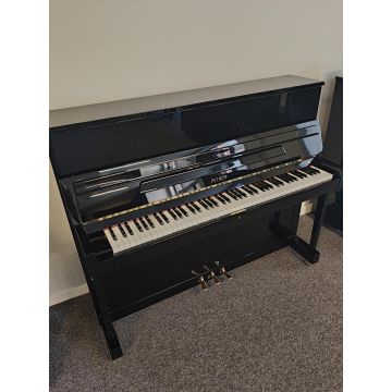 Petrof 115/VII (1996)