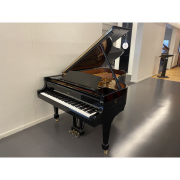 Steinway & Sons B-211 (2017)