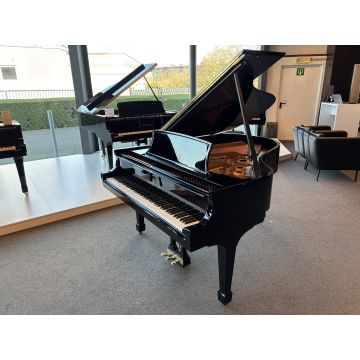 Steinway & Sons L-180 (458004)
