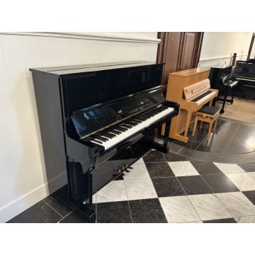 Yamaha U1 (1996)