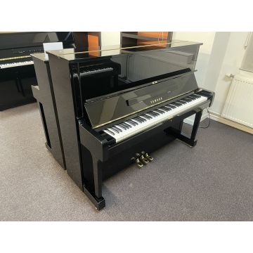 Yamaha U1 (1980)