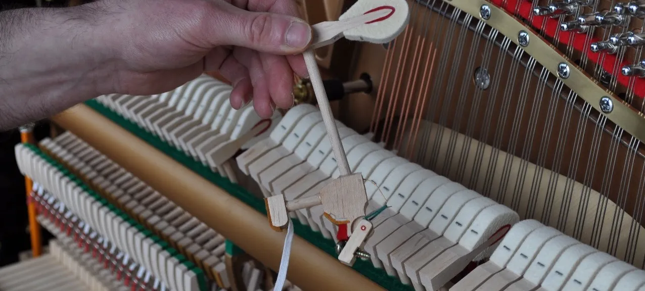 Tweedehandse piano of vleugel uit het Atelier van Piano's Maene