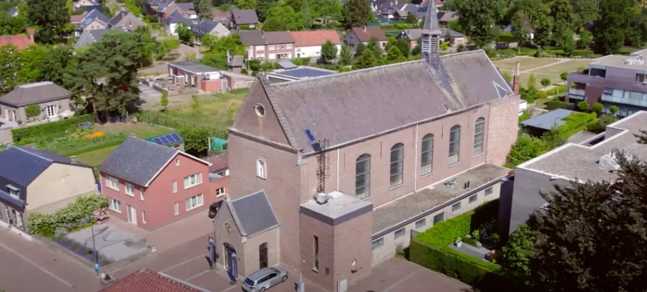Drone View Pianos Maene Limburg