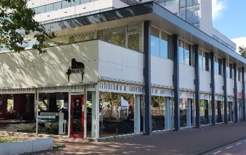 Buying Acoustic and Digital Pianos in Amsterdam