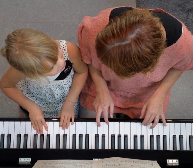 Samen pianospelen