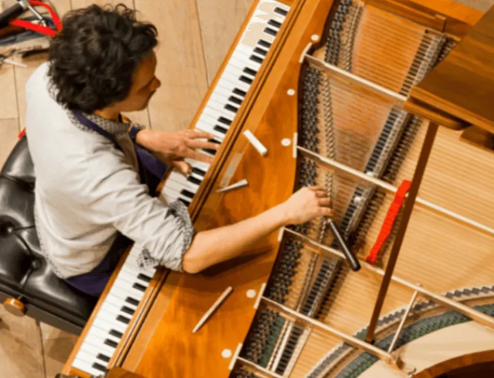 Grand piano