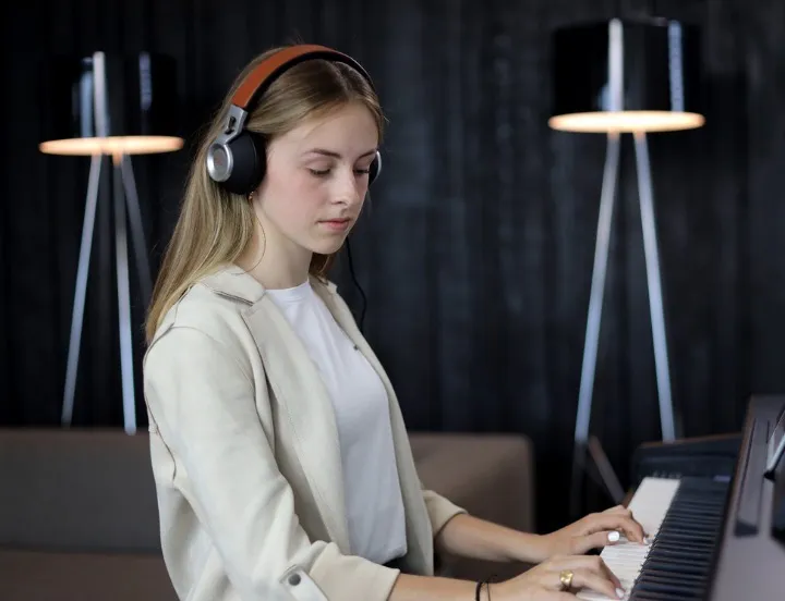 Buy a silent piano