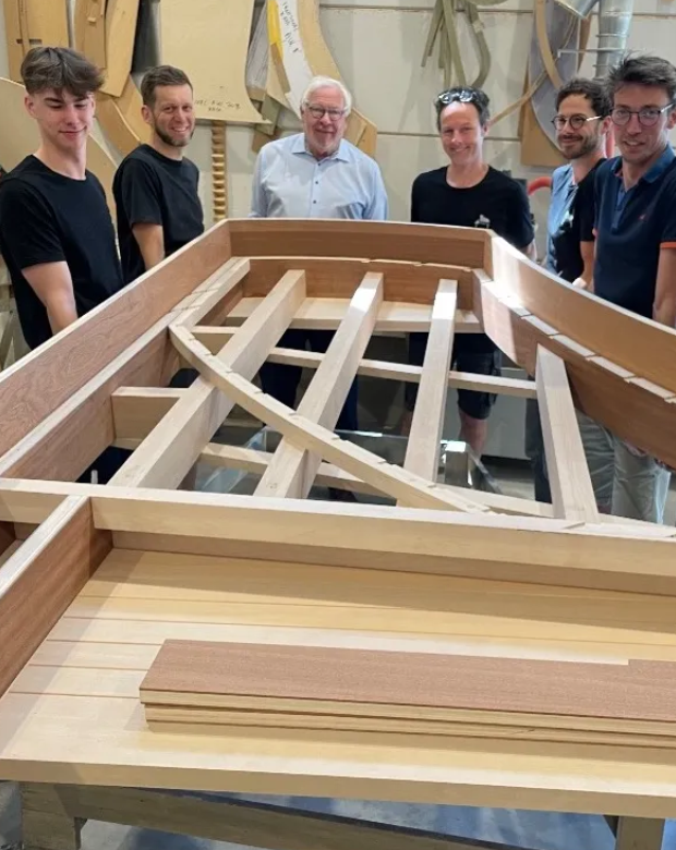 Chris Maene atelier - Piano building